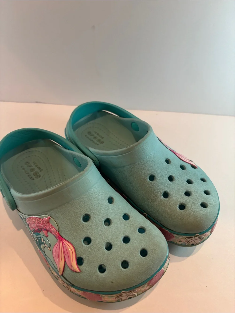 🩵 Crocs Kids Clogs – Youth Size 12, Mermaid and under the sea theme 🧜‍♀️
